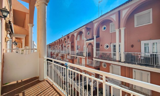 Reventa - Apartamento / piso -
Torrevieja - Torre La Mata