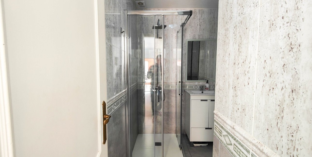 Reventa - Apartamento / piso -
Torrevieja - Torre La Mata