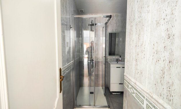 Reventa - Apartamento / piso -
Torrevieja - Torre La Mata