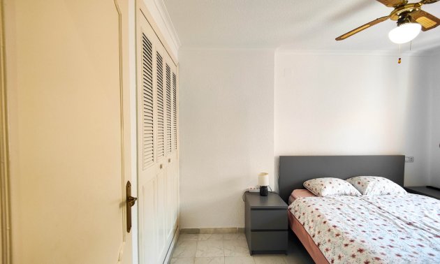 Reventa - Apartamento / piso -
Torrevieja - Torre La Mata