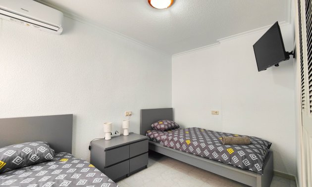 Reventa - Apartamento / piso -
Torrevieja - Torre La Mata
