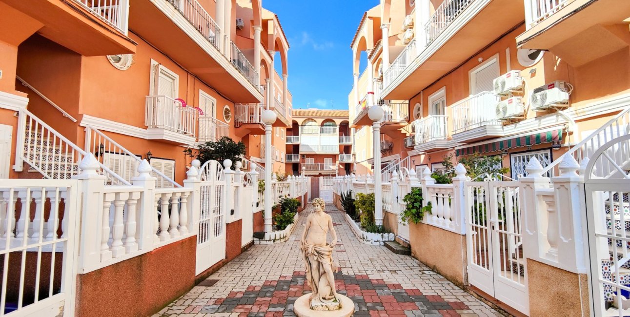 Reventa - Apartamento / piso -
Torrevieja - Torre La Mata