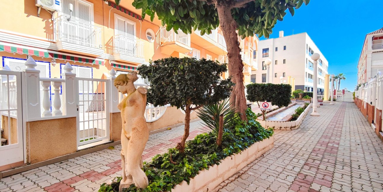 Reventa - Apartamento / piso -
Torrevieja - Torre La Mata