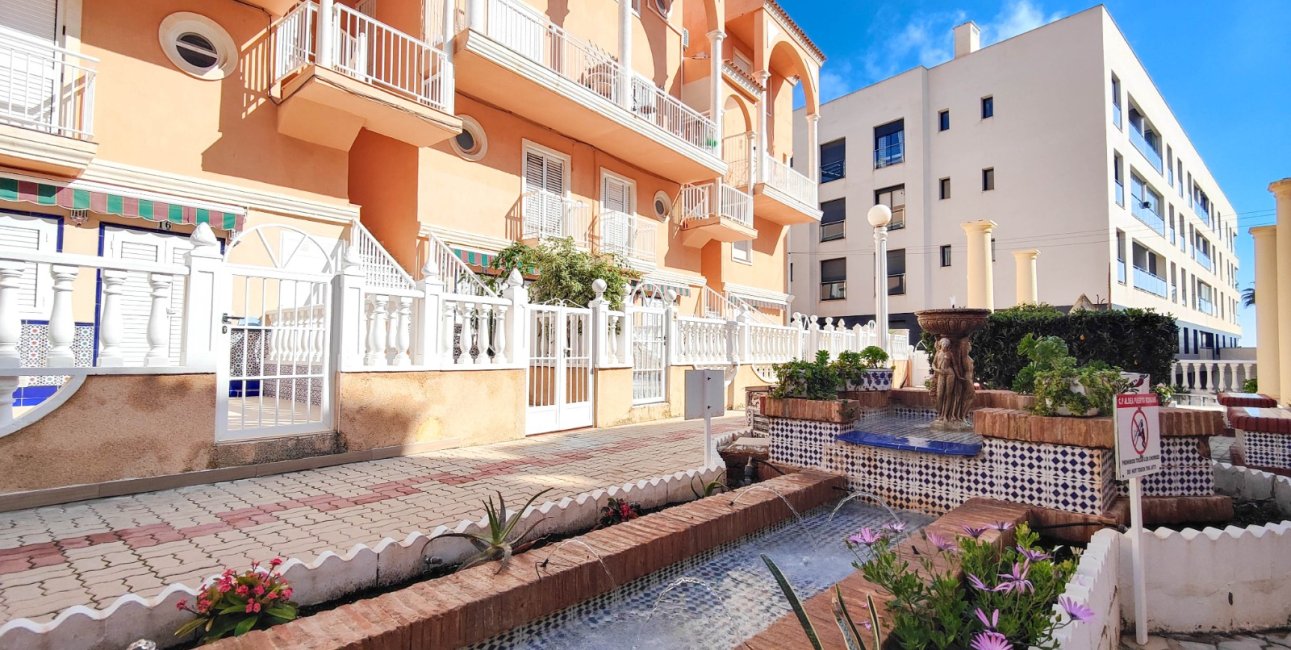 Reventa - Apartamento / piso -
Torrevieja - Torre La Mata