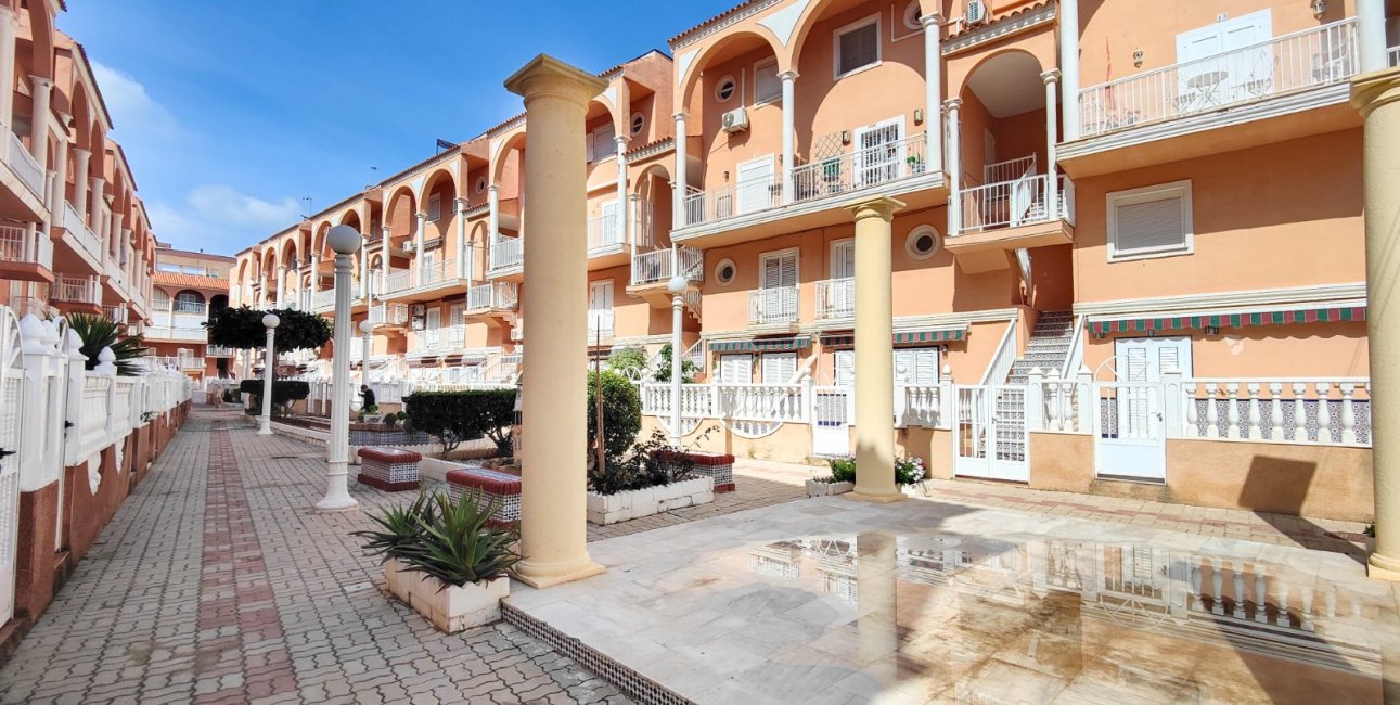 Reventa - Apartamento / piso -
Torrevieja - Torre La Mata