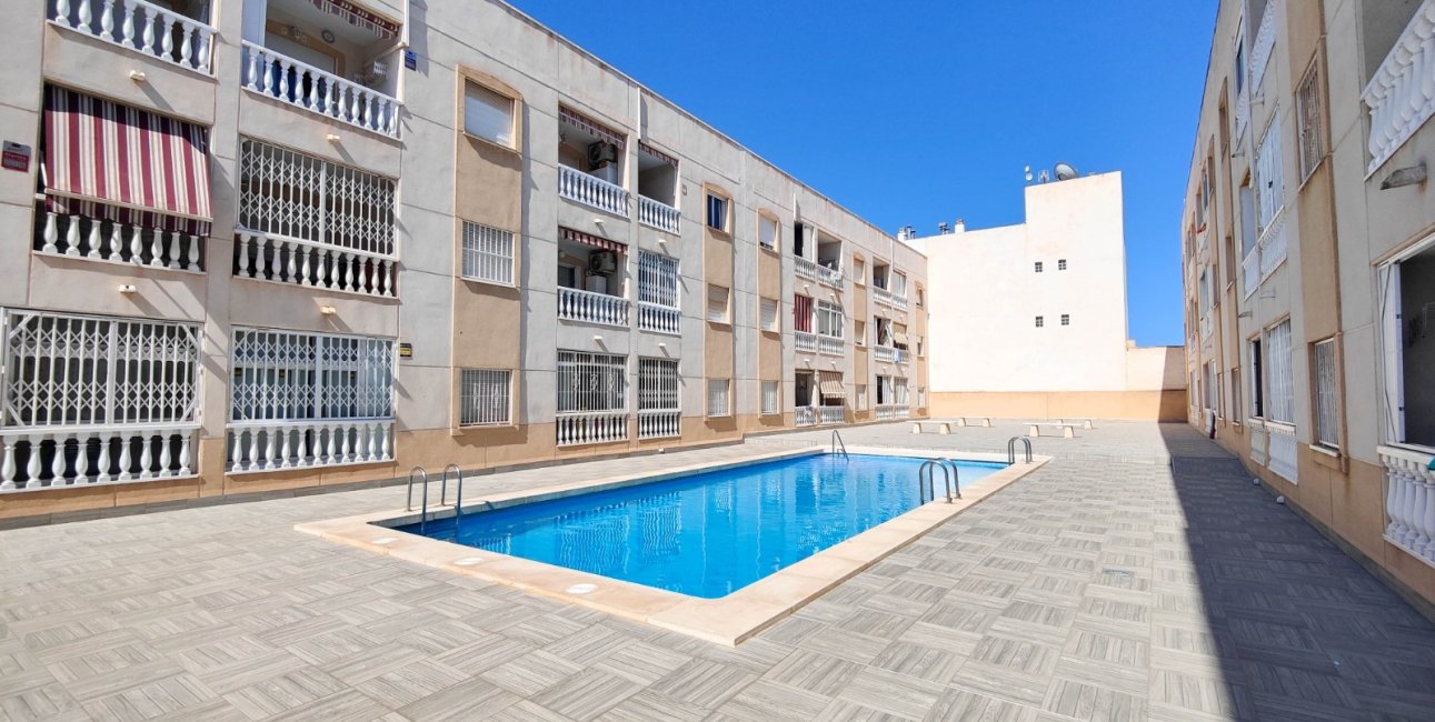 Rynek wtórny - Mieszkanie  -
Torrevieja - Torrevieja - Centre
