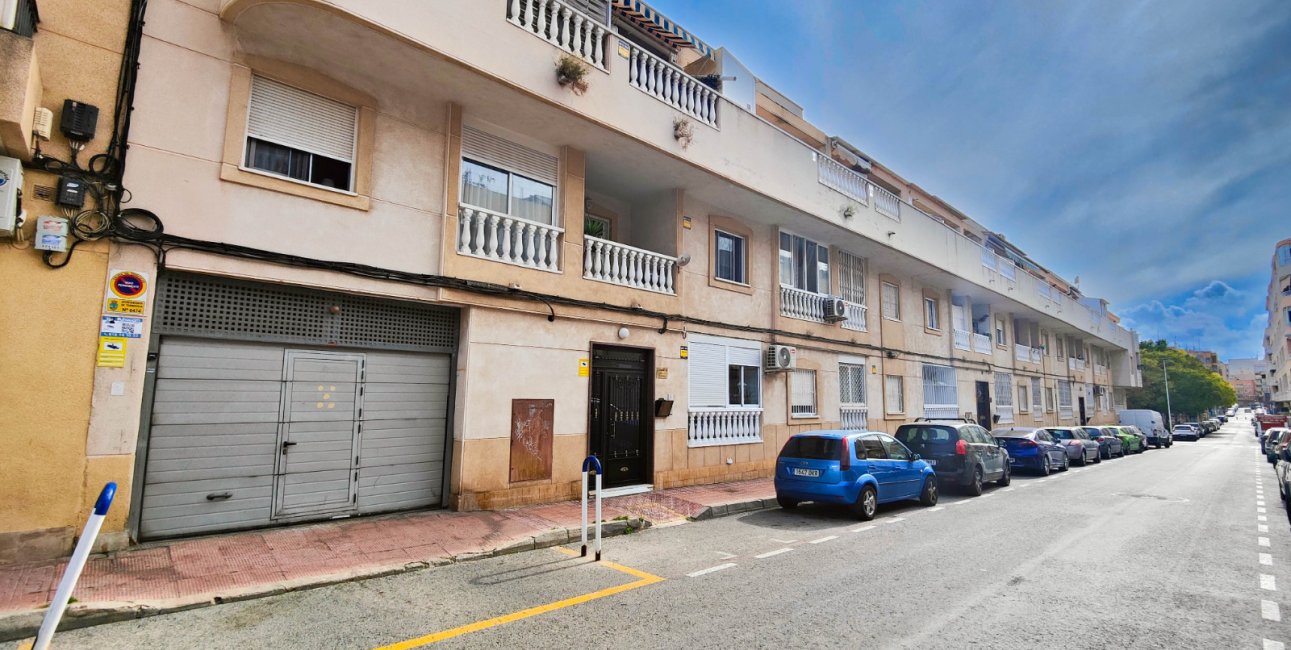 Rynek wtórny - Mieszkanie  -
Torrevieja - Torrevieja - Centre