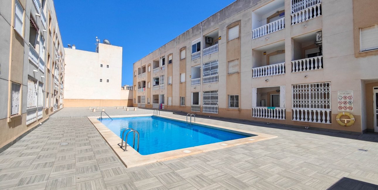 Rynek wtórny - Mieszkanie  -
Torrevieja - Torrevieja - Centre