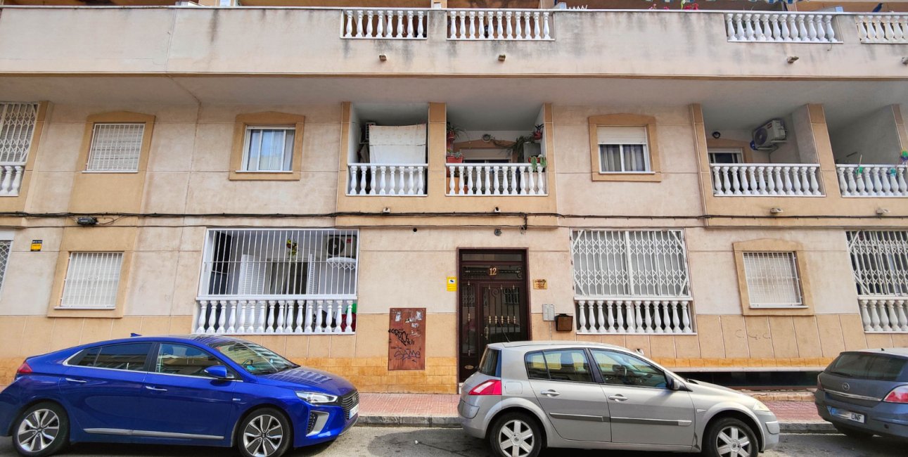 Rynek wtórny - Mieszkanie  -
Torrevieja - Torrevieja - Centre