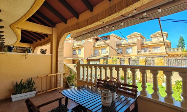Resale - Townhouse -
Guardamar del Segura - El Eden