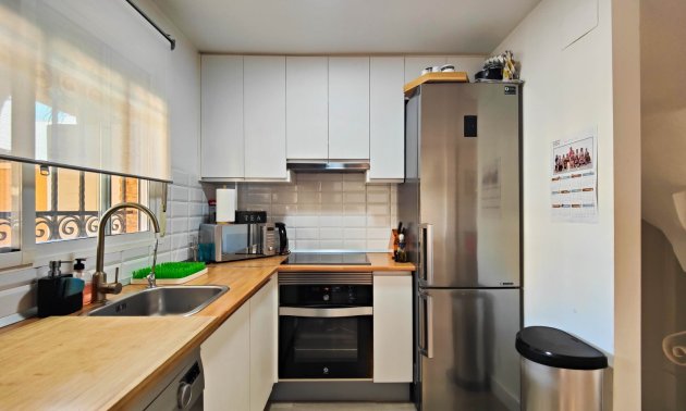 Resale - Townhouse -
Guardamar del Segura - El Eden