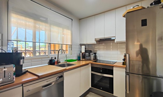 Resale - Townhouse -
Guardamar del Segura - El Eden