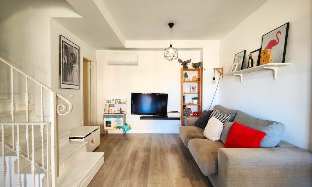 Resale - Townhouse -
Guardamar del Segura - El Eden