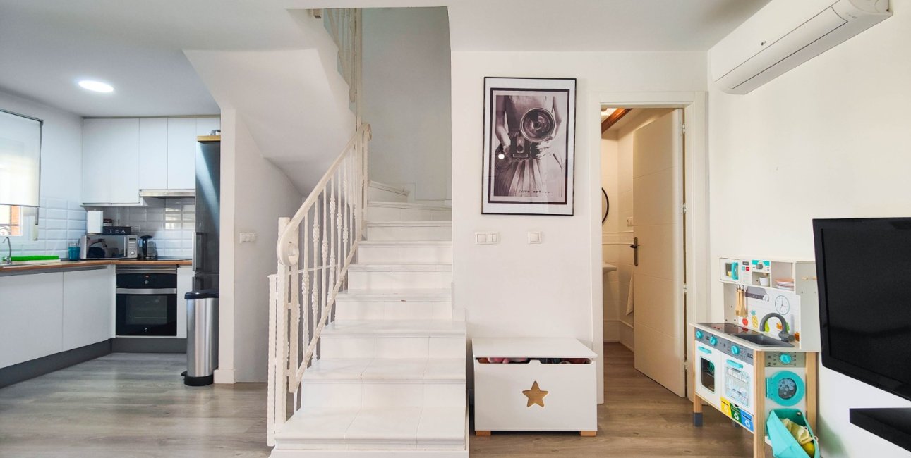 Resale - Townhouse -
Guardamar del Segura - El Eden