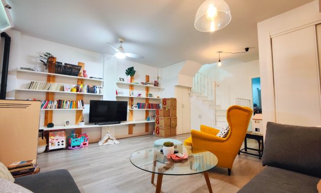 Resale - Townhouse -
Guardamar del Segura - El Eden