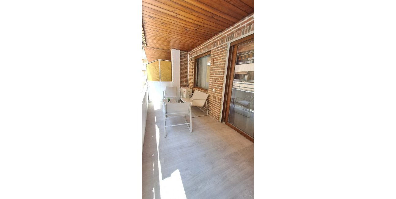 Resale - Apartament / Duplex -
Torrevieja - Playa Acequion