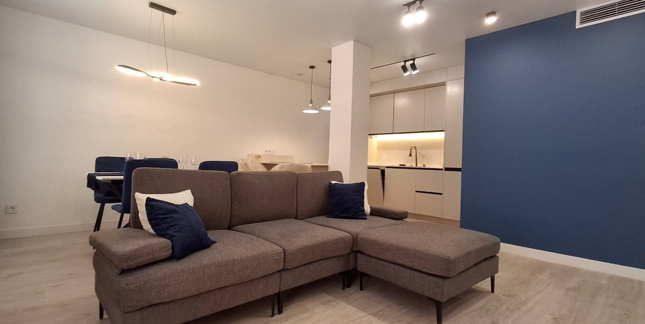 Resale - Apartament / Duplex -
Torrevieja - Playa Acequion