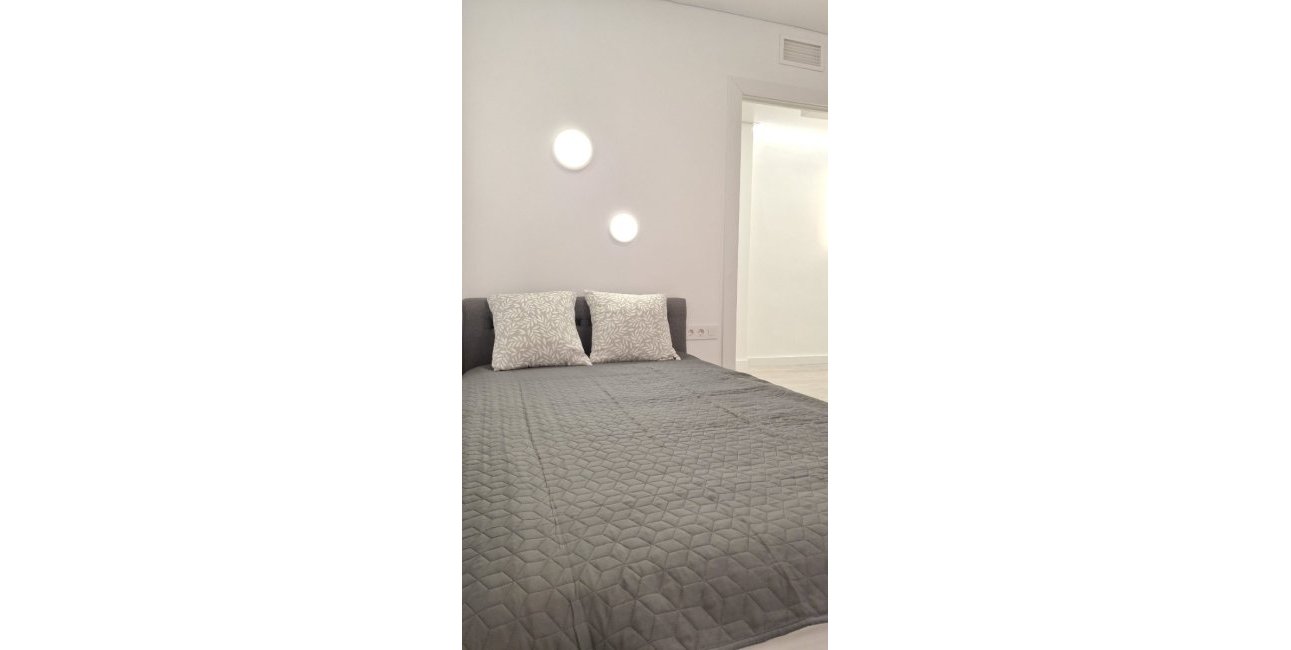 Resale - Apartament / Duplex -
Torrevieja - Playa Acequion