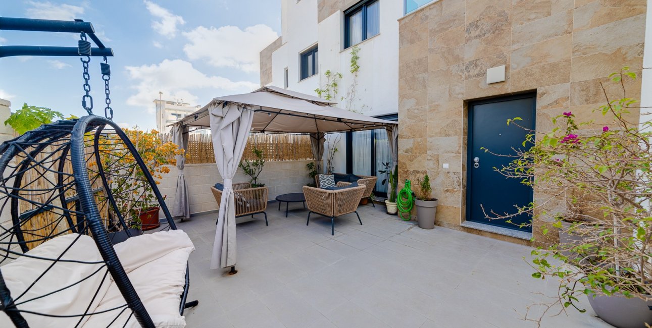 Reventa - Townhouse / Terraced House -
Orihuela Costa - Las Filipinas
