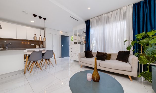 Reventa - Townhouse / Terraced House -
Orihuela Costa - Las Filipinas