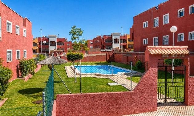 Reventa - Bungalow -
Los Altos - Dream Hills - Dream Hills 2