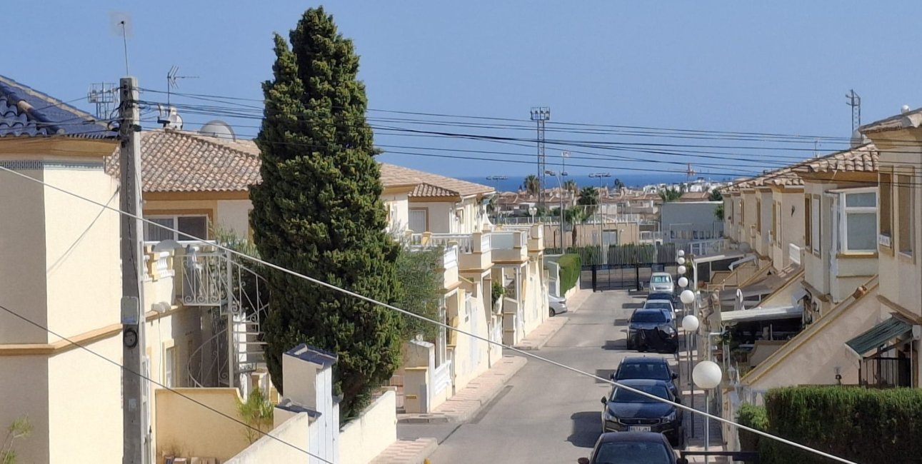 Resale - Townhouse / Terraced House -
Orihuela - Playa Flamenca