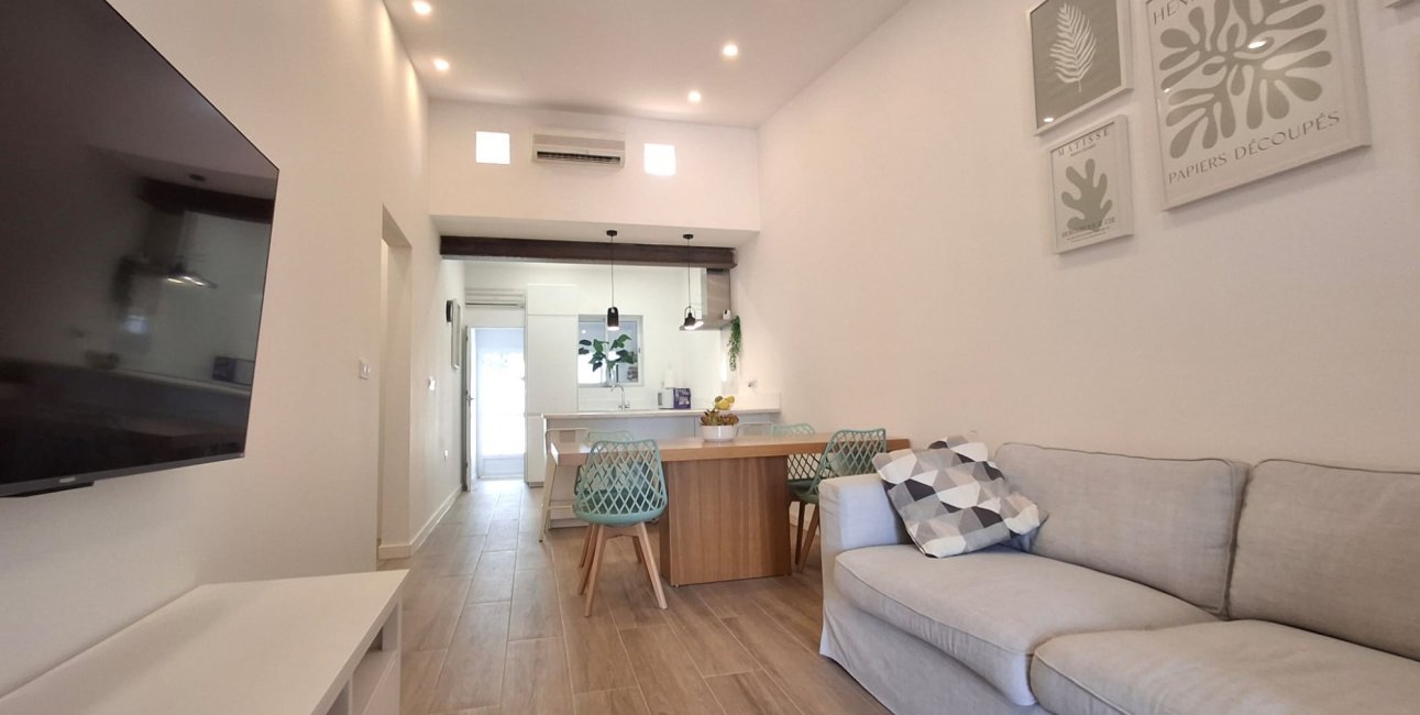 Resale - Townhouse / Terraced House -
Orihuela - Playa Flamenca