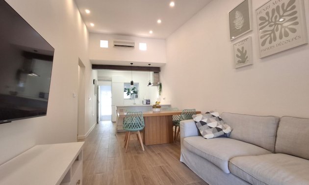 Resale - Townhouse / Terraced House -
Orihuela - Playa Flamenca