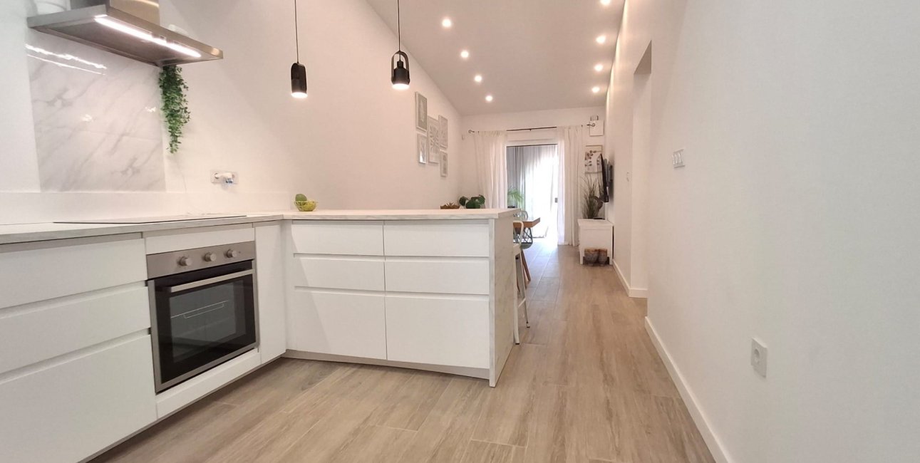 Resale - Townhouse / Terraced House -
Orihuela - Playa Flamenca