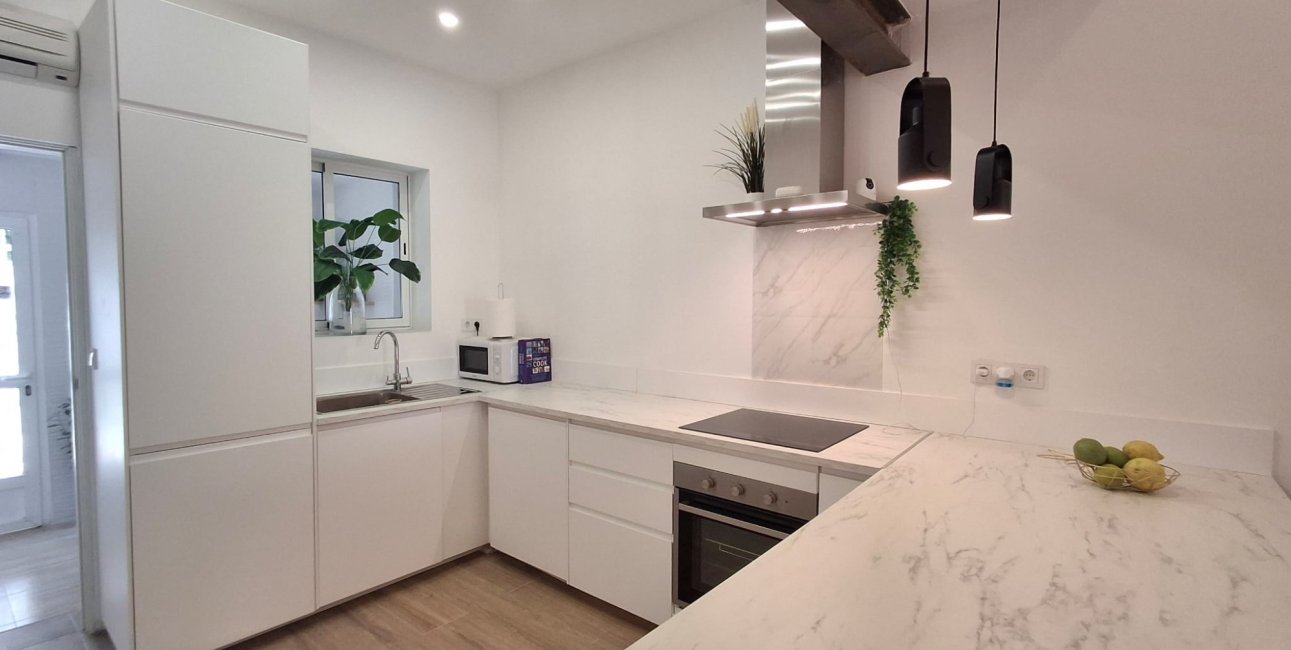 Resale - Townhouse / Terraced House -
Orihuela - Playa Flamenca