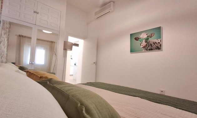 Resale - Townhouse / Terraced House -
Orihuela - Playa Flamenca