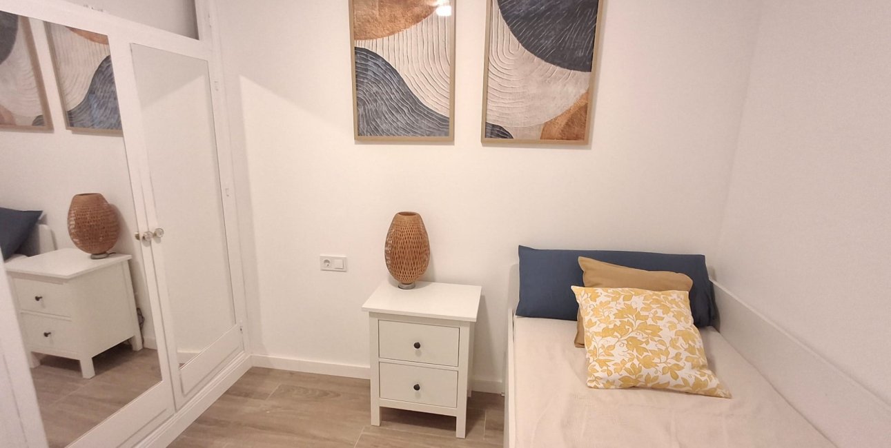 Resale - Townhouse / Terraced House -
Orihuela - Playa Flamenca