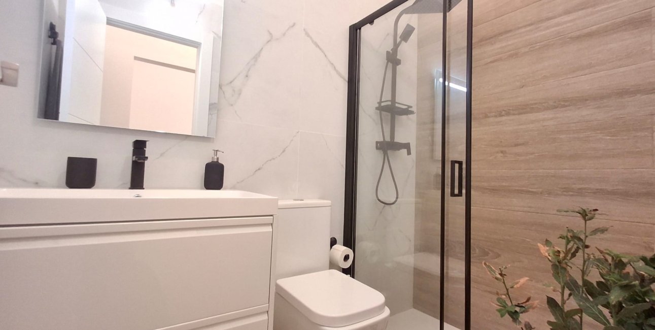 Resale - Townhouse / Terraced House -
Orihuela - Playa Flamenca