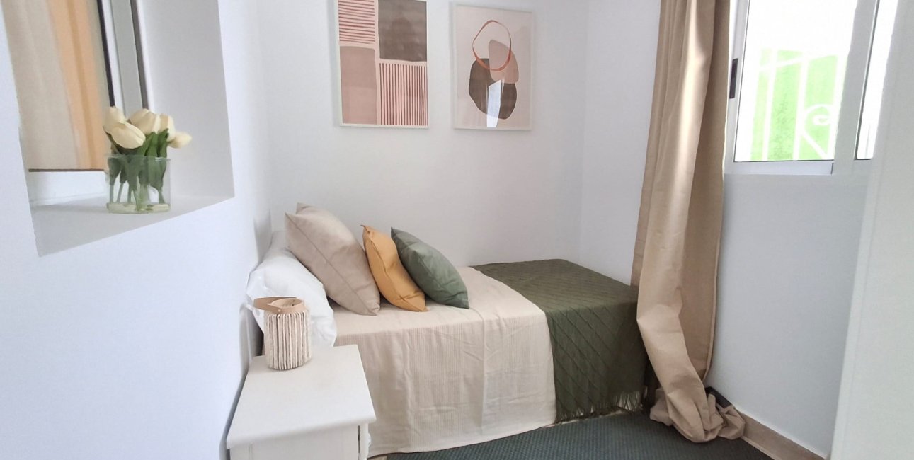 Resale - Townhouse / Terraced House -
Orihuela - Playa Flamenca