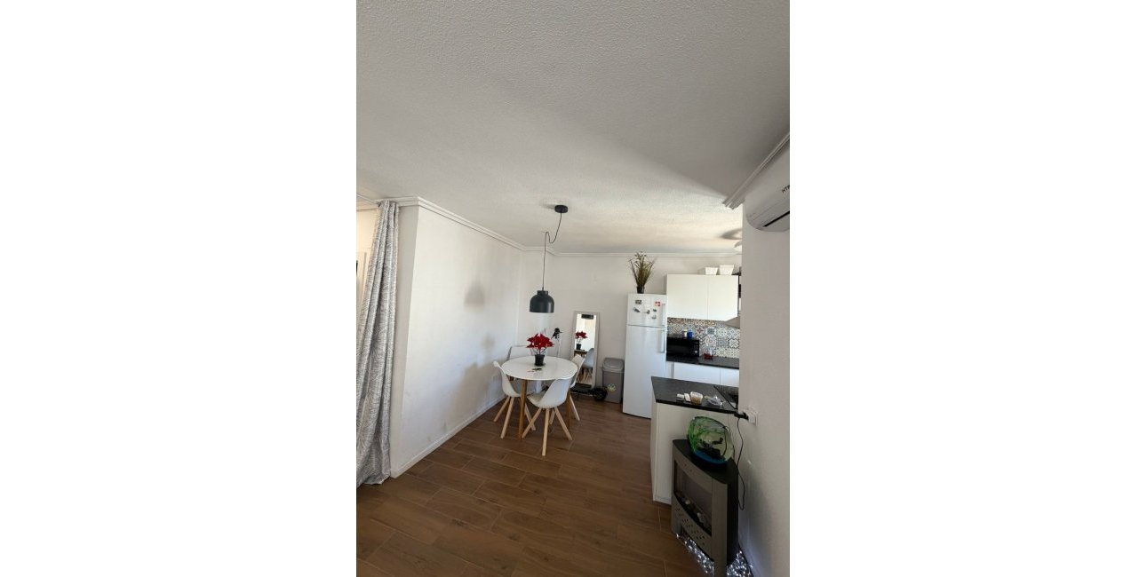 Resale - Apartament / Duplex -
Orihuela Costa - Punta Prima