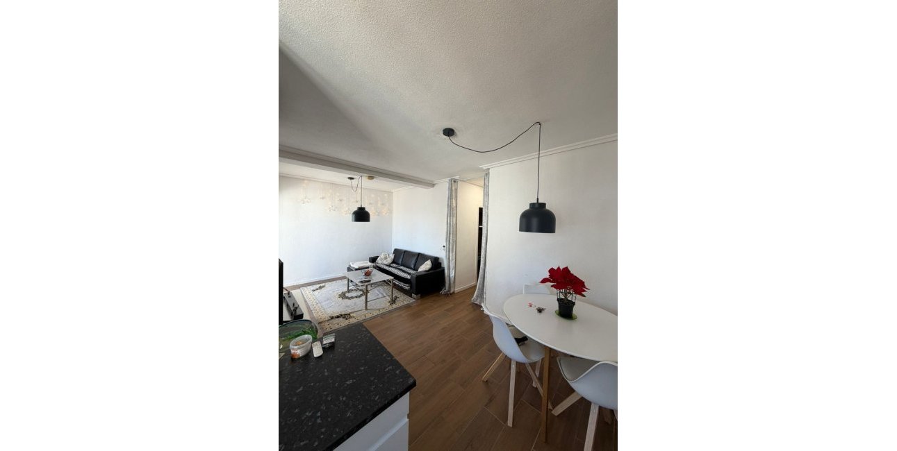 Resale - Apartament / Duplex -
Orihuela Costa - Punta Prima