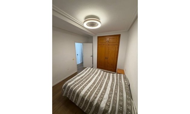 Resale - Apartament / Duplex -
Orihuela Costa - Punta Prima