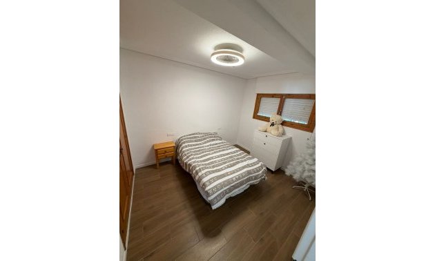 Resale - Apartament / Duplex -
Orihuela Costa - Punta Prima