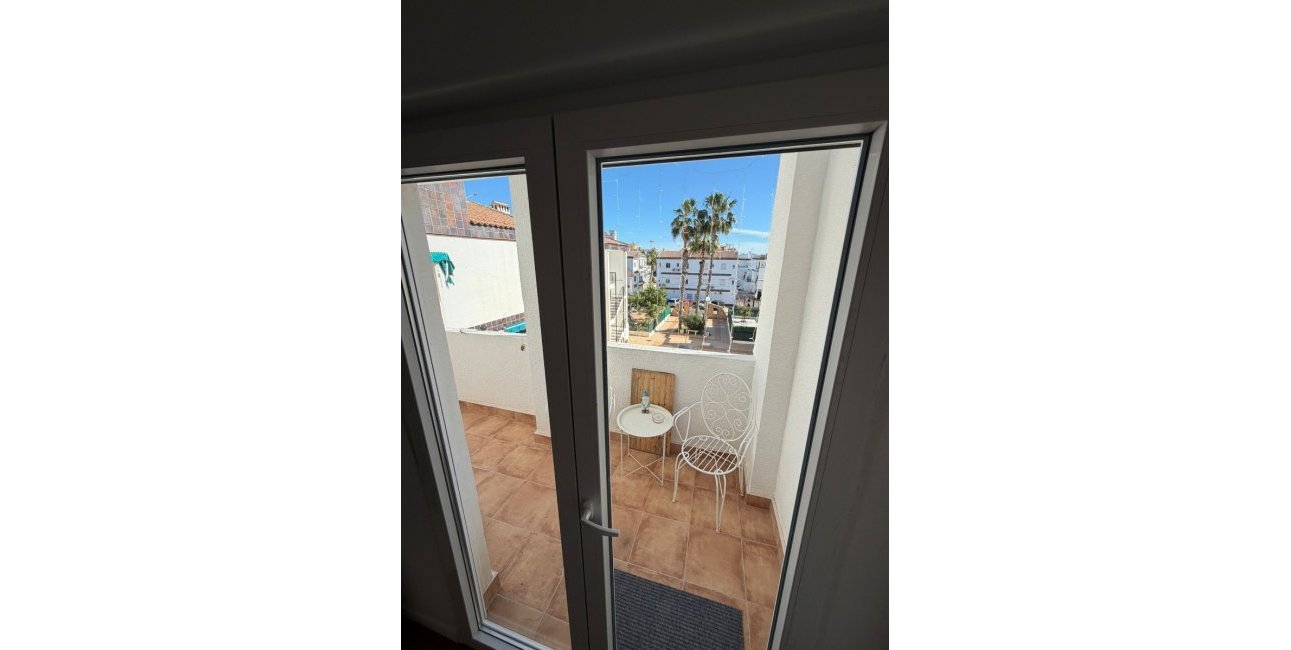 Resale - Apartament / Duplex -
Orihuela Costa - Punta Prima