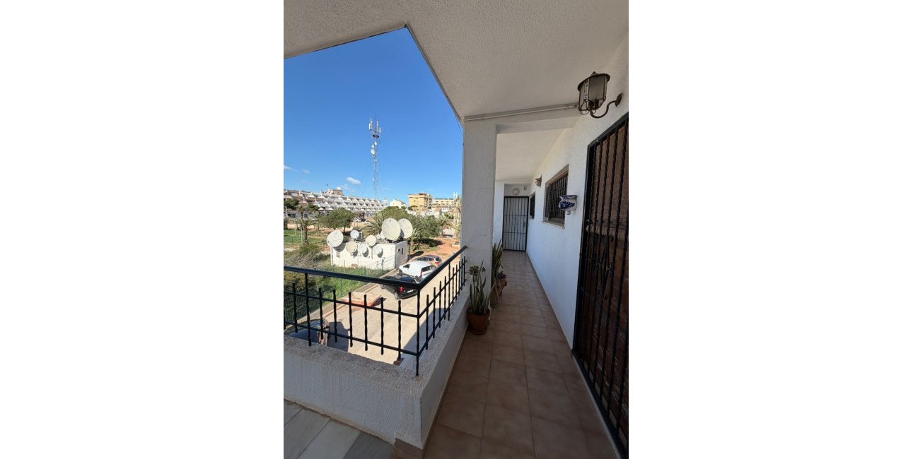 Resale - Apartament / Duplex -
Orihuela Costa - Punta Prima