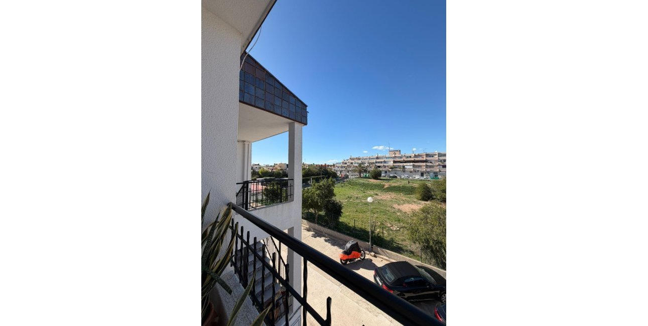 Resale - Apartament / Duplex -
Orihuela Costa - Punta Prima