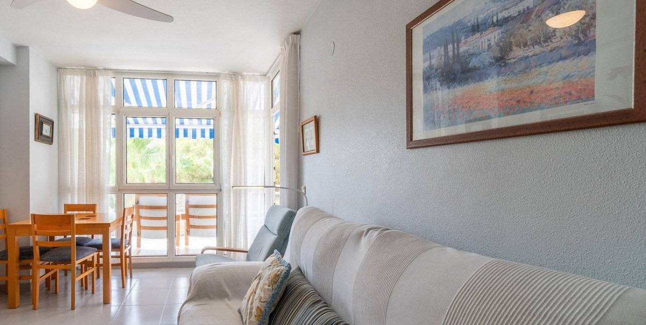 Reventa - Apartamento / piso -
Orihuela Costa - Campoamor