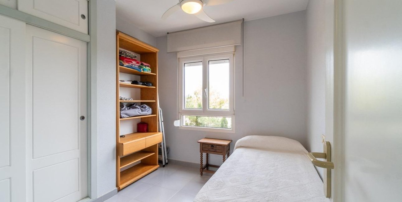 Reventa - Apartamento / piso -
Orihuela Costa - Campoamor