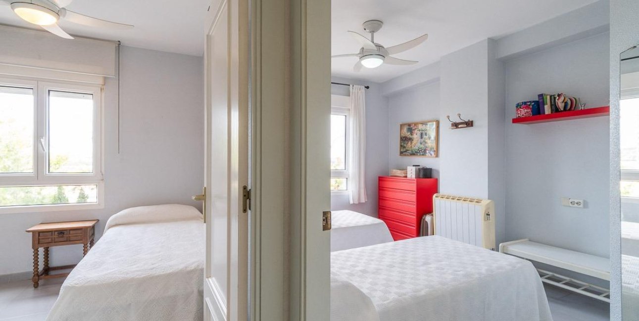 Reventa - Apartamento / piso -
Orihuela Costa - Campoamor