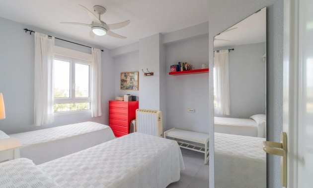 Reventa - Apartamento / piso -
Orihuela Costa - Campoamor