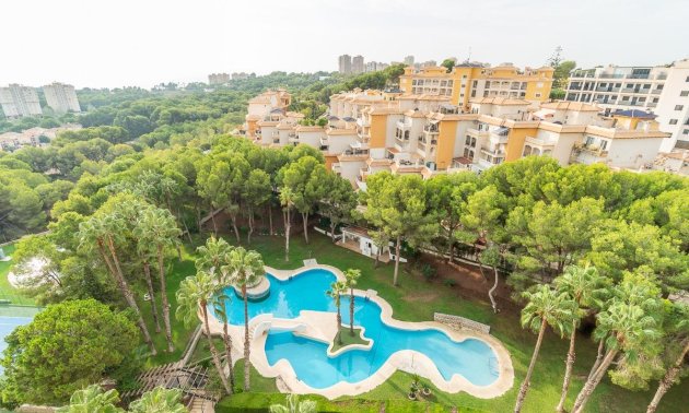 Reventa - Apartamento / piso -
Orihuela Costa - Campoamor