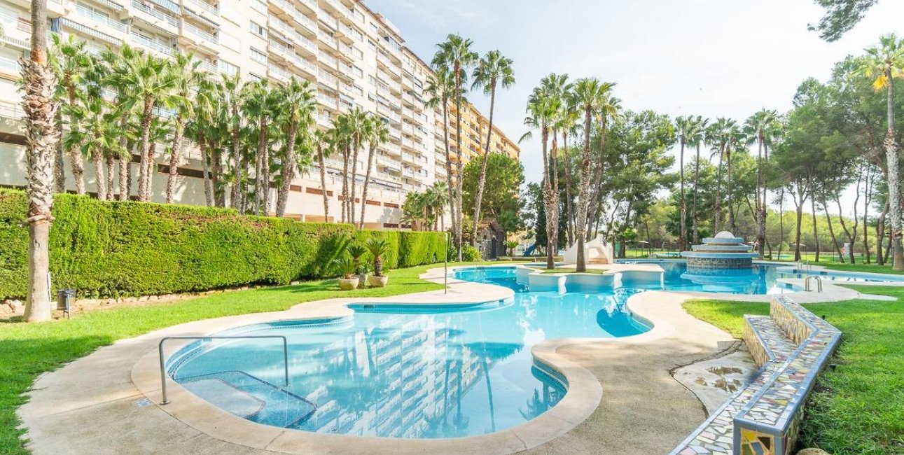 Reventa - Apartamento / piso -
Orihuela Costa - Campoamor