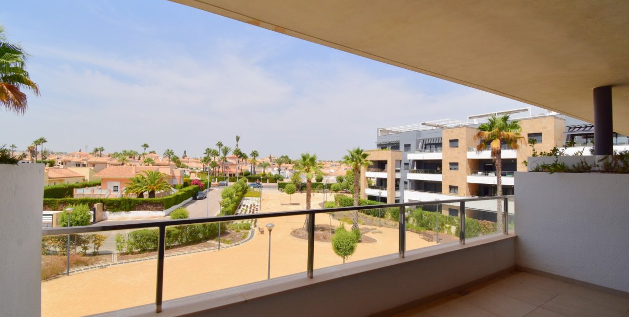 Reventa - Apartamento / piso -
Orihuela Costa - Playa Flamenca