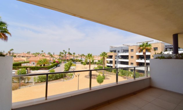 Reventa - Apartamento / piso -
Orihuela Costa - Playa Flamenca
