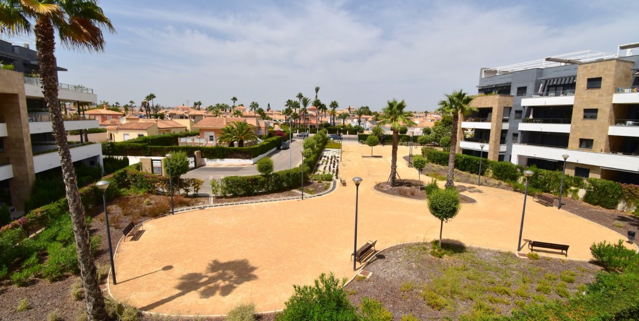 Reventa - Apartamento / piso -
Orihuela Costa - Playa Flamenca